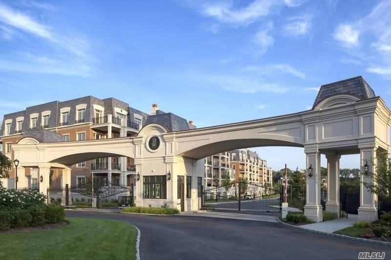 The Ritz Carlton Residences, Luxury Condominiums Set On 17 Beautifully Landscaped Acres Within The Village Of North Hills, 20 Miles From Manhattan, 60 Miles To The Hamptons.