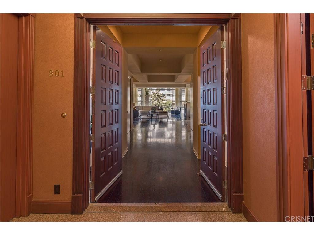 Highly coveted Northwest facing unit - 3 BR Condo Westwood Los Angeles