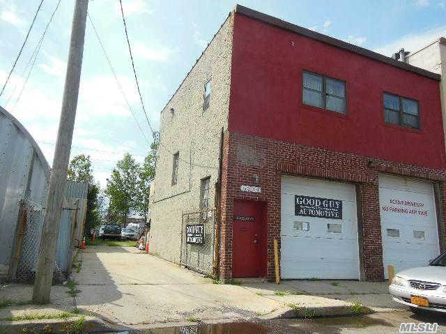 Versatile 2 story Industrial Building With 3 Bay Doors And Sufficient Property For 10 Car On Site Parking In Island Park.