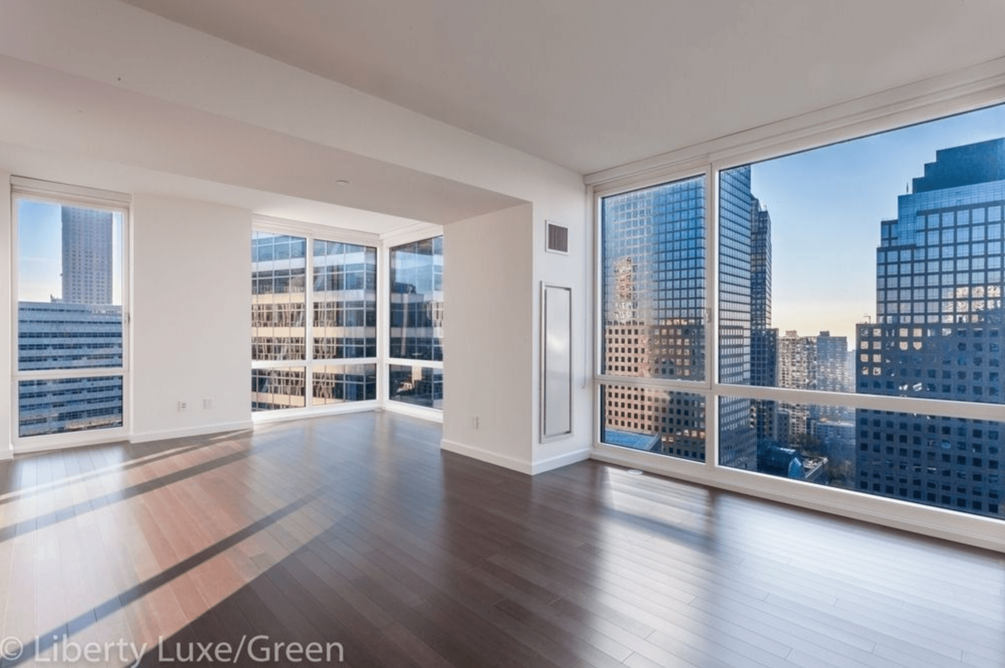 Gorgeous Penthouse Apartment in Stunning Battery Park City Hudson River Views 2b / 2b!