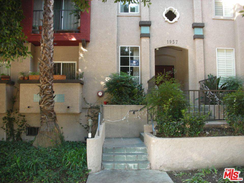 Available September 1st - 3 BR Condo Hollywood Hills East Los Angeles