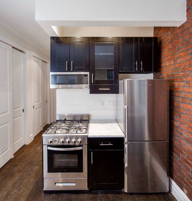 Beautiful One Bedroom In East Village! In-Unit Washer/Drier