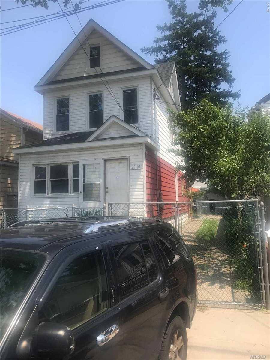 142nd 3 BR House Jamaica LIC / Queens