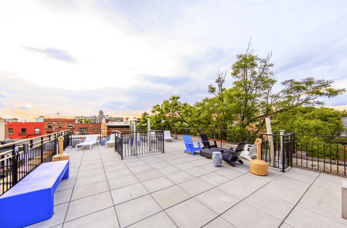 Free rent, No Fee, roof Deck and 4 Bed plus 2 Bath Upper East Side w/ Washer/Dryer