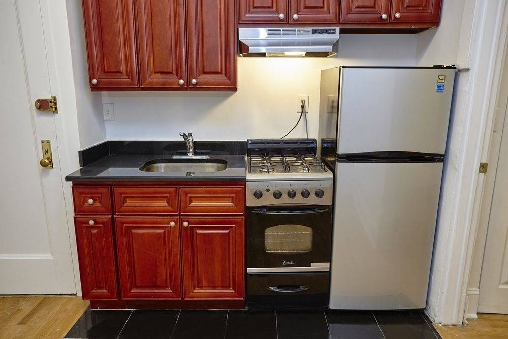 Amazing 1Bed/ 1Bath.. Greenwich Village.. Steps away from Washington Square Park and NYU