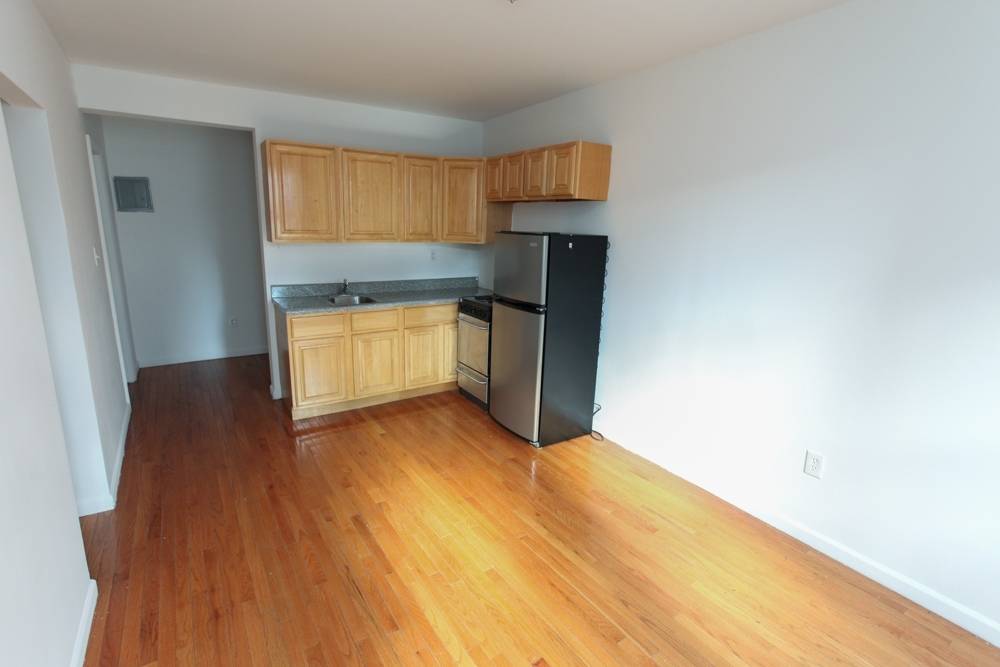 Amazing 2 Bedroom Apartment.. Hell's Kitchen.. TIME SQUARE,MIDTOWN