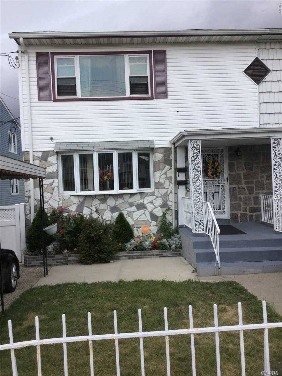 224th 3 BR House Jamaica LIC / Queens