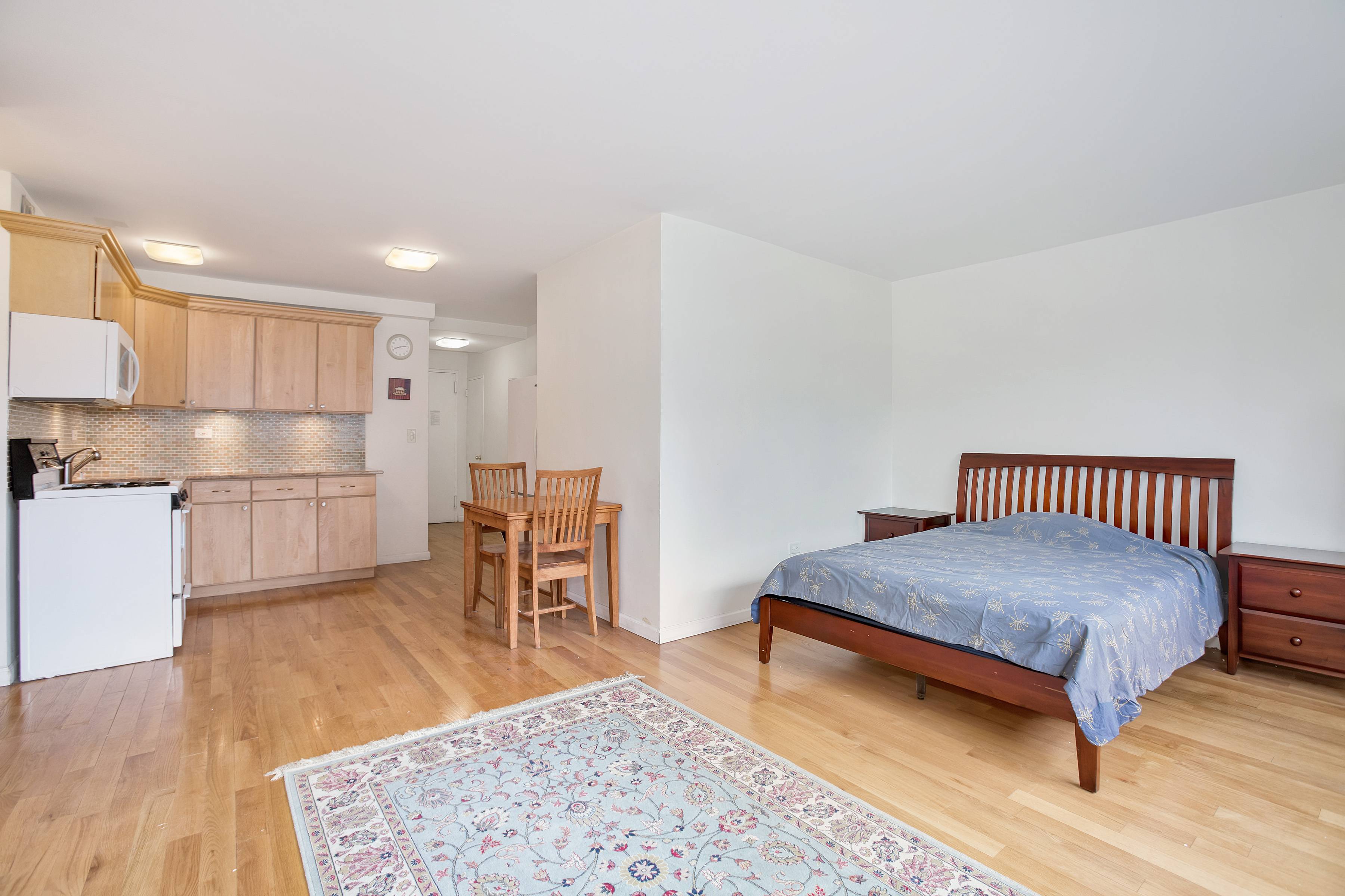 Oversize alcove studio apartment in one of the most desirable building in Fort Green