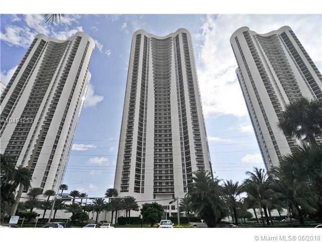 DIRECT OCEANFRONT IN EXCLUSIVE TRUMP TOWERS - Trump Towers 3 BR Condo Miami Florida