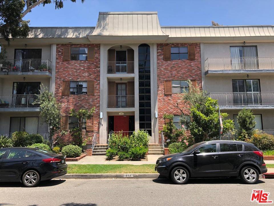 MAJOR PRICE REDUCTION - 2 BR Townhouse Beverly Hills Los Angeles