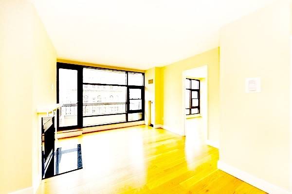 Massive 2 BR in Prime Chelsea/Flatiron ~ Huge Private Terrace ~ Fireplace ~ 1000 Sq. Ft!