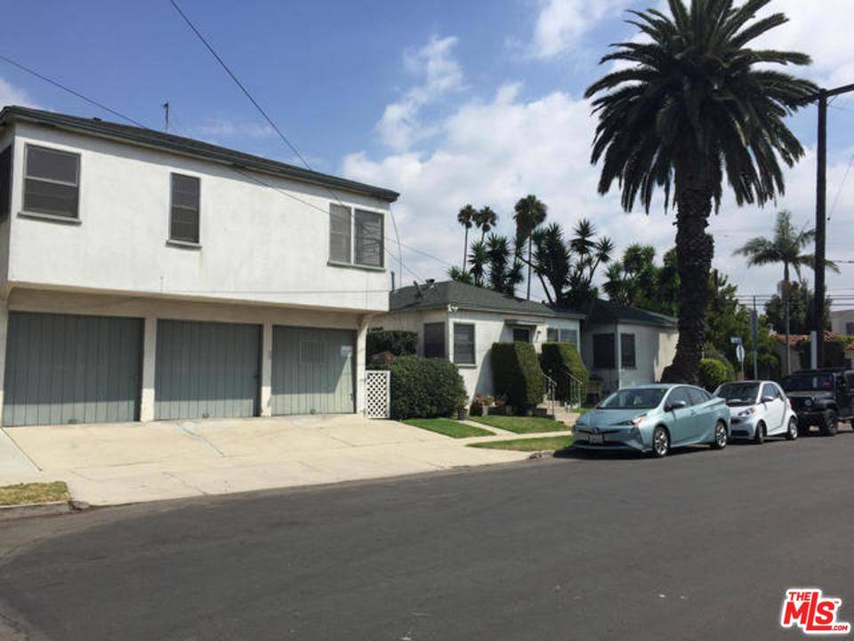 Incredible opportunity to own this desirable triplex on a spacious corner lot in prime Venice location