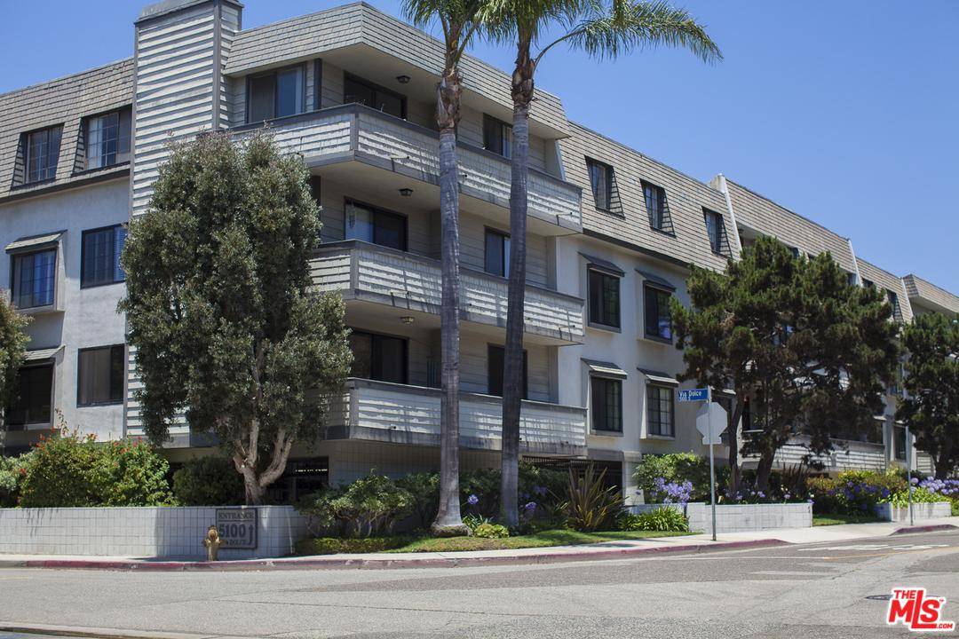 Amazing opportunity in desirable Silver Strand - 2 BR Condo Los Angeles