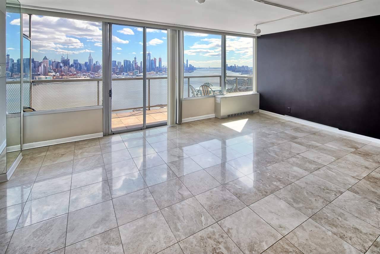 Penthouse Paradise - 1 BR Condo New Jersey