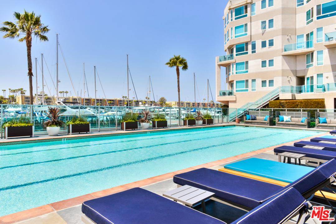 Well-planned studio located on the Marina - 1 BR Townhouse Marina Del Rey Los Angeles