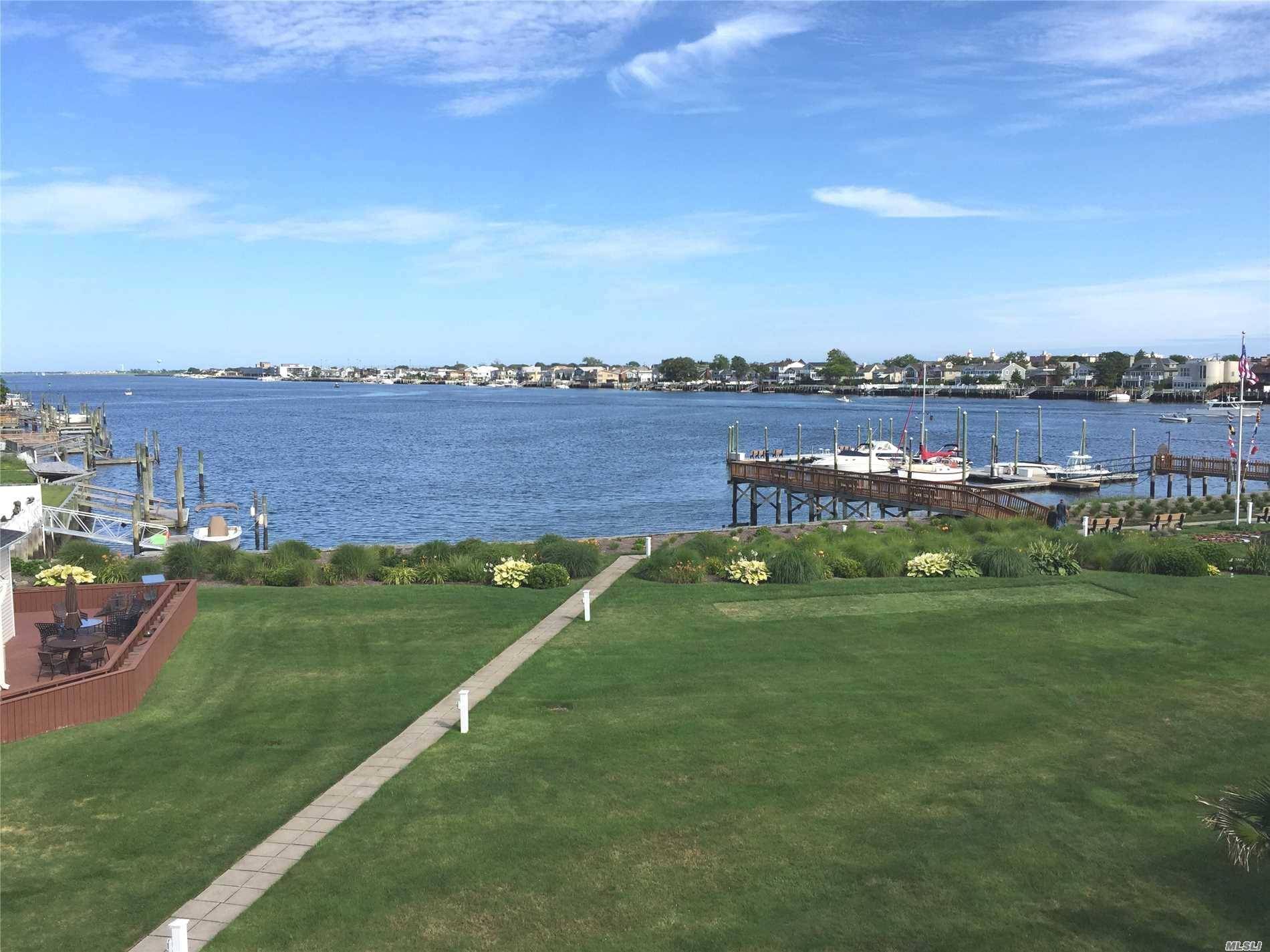 Stunning Waterfront Townhouse Community W 24 Hr Security Boat Slips Tennis Heated Pool Gorgeous 2-3 Br 2.