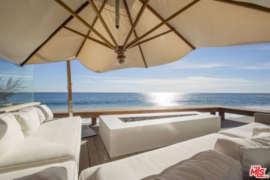 Exquisite Mediterranean beach house on La Costa Beach