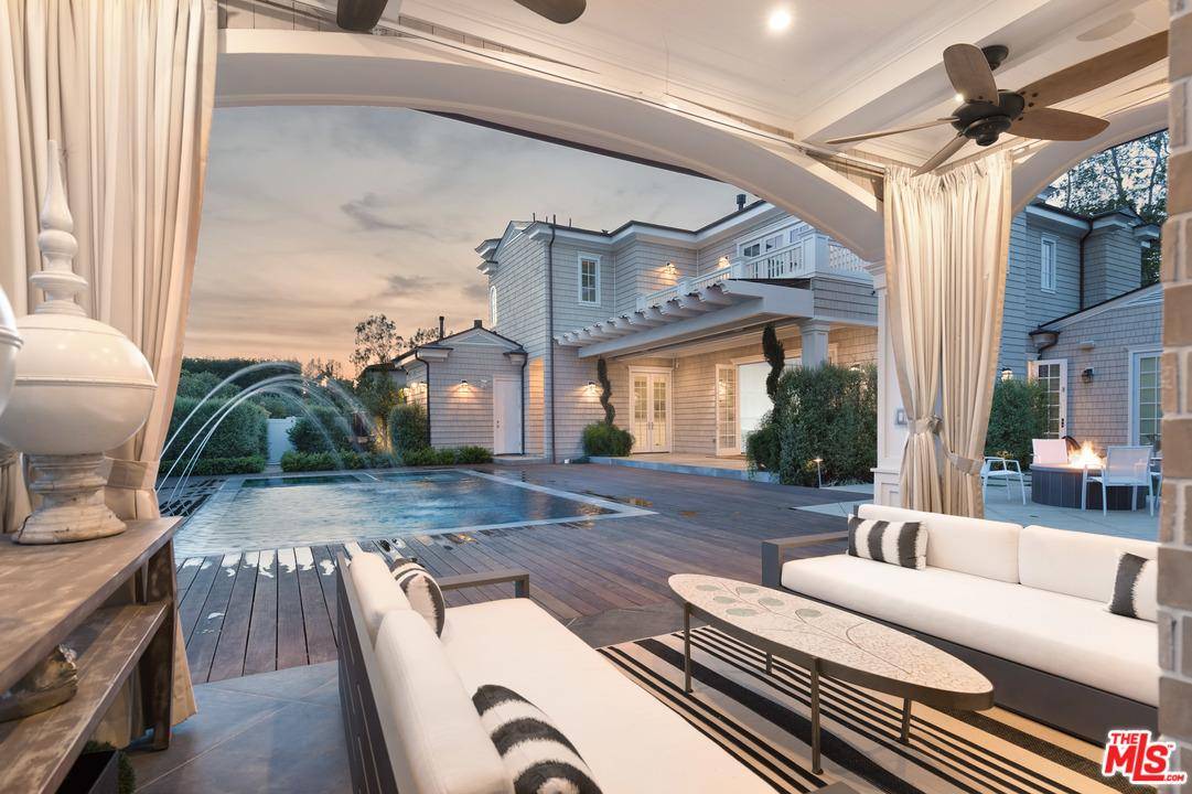 Magnificent gated Brentwood estate - 6 BR Single Family Brentwood Los Angeles
