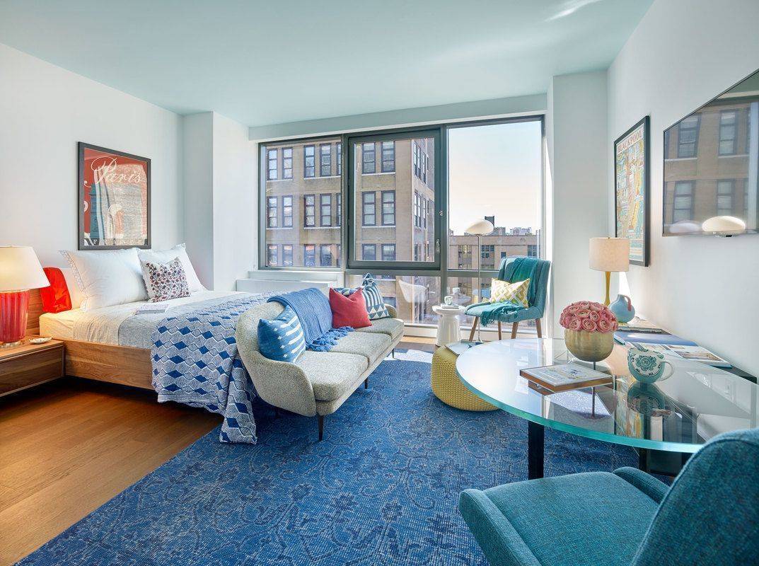 Vibrant Luxury Studio in Hudson Yards with floor to ceilings windows throughout!