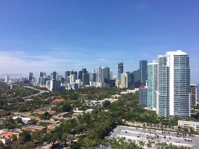 Enjoy amazing views of both the Downtown Skyline and Biscayne Bay