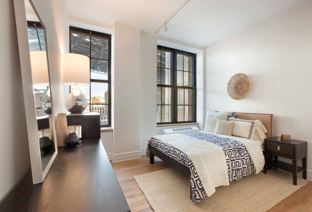 Chic and sunny luxury 2 bedroom  in DUMBO waterfront property