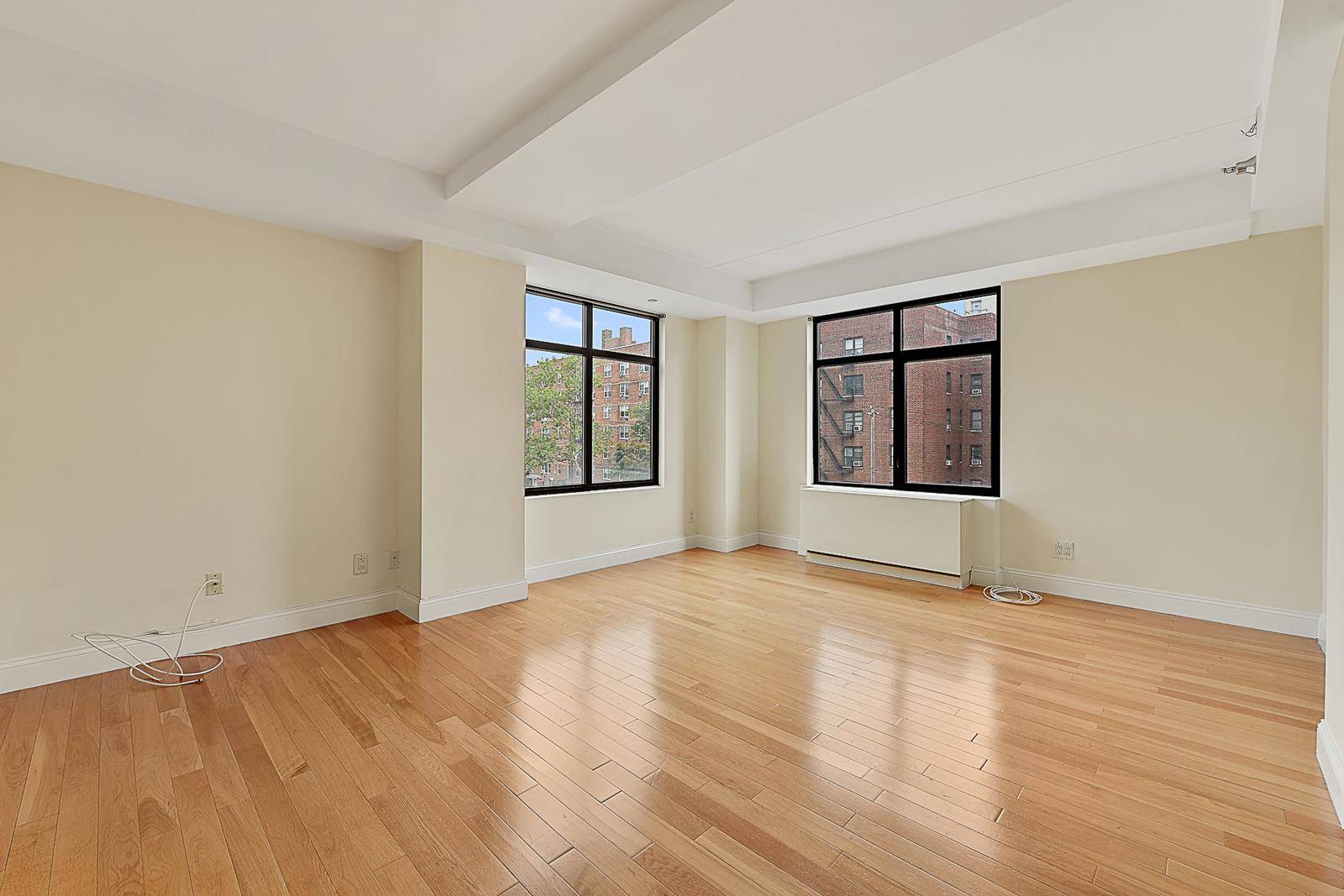 High floor and new construction 3 bedroom, 2 bathroom condominium apartment in central Riverdale.