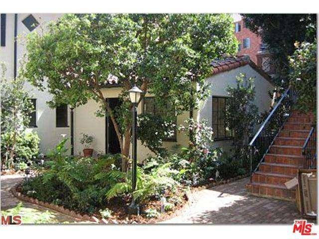 22 Units - 2 BR Townhouse Westwood Los Angeles