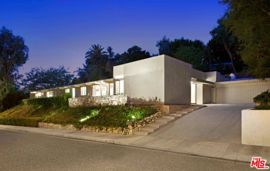 Mid-Century Modern - 4 BR Single Family Beverly Hills Flats Los Angeles
