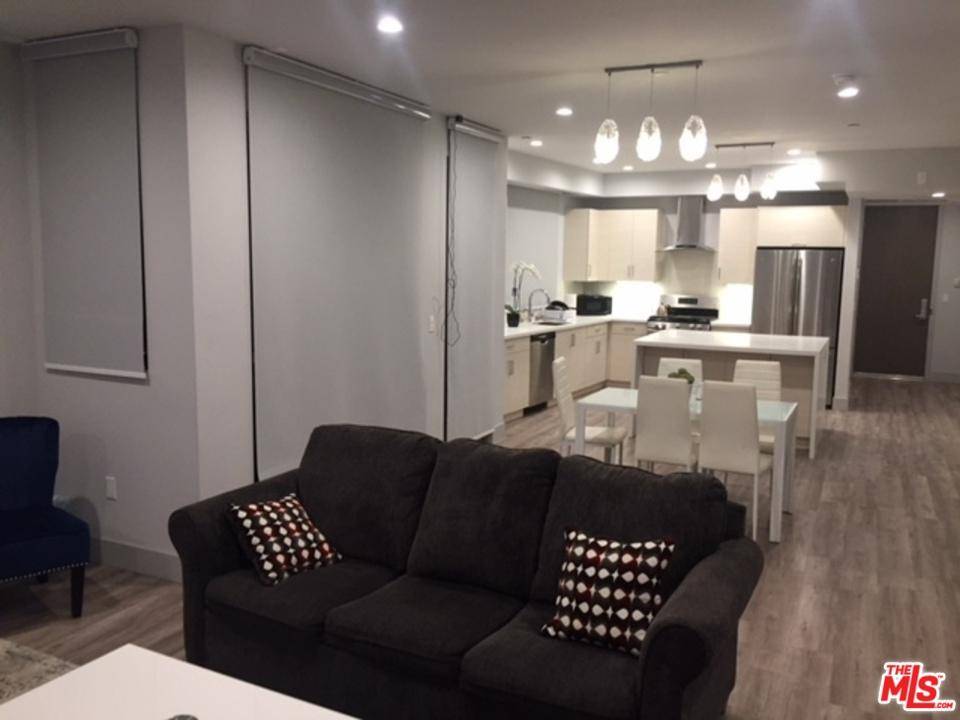 FURNISHED OR UNFURNISHED - 2 BR Condo Los Angeles