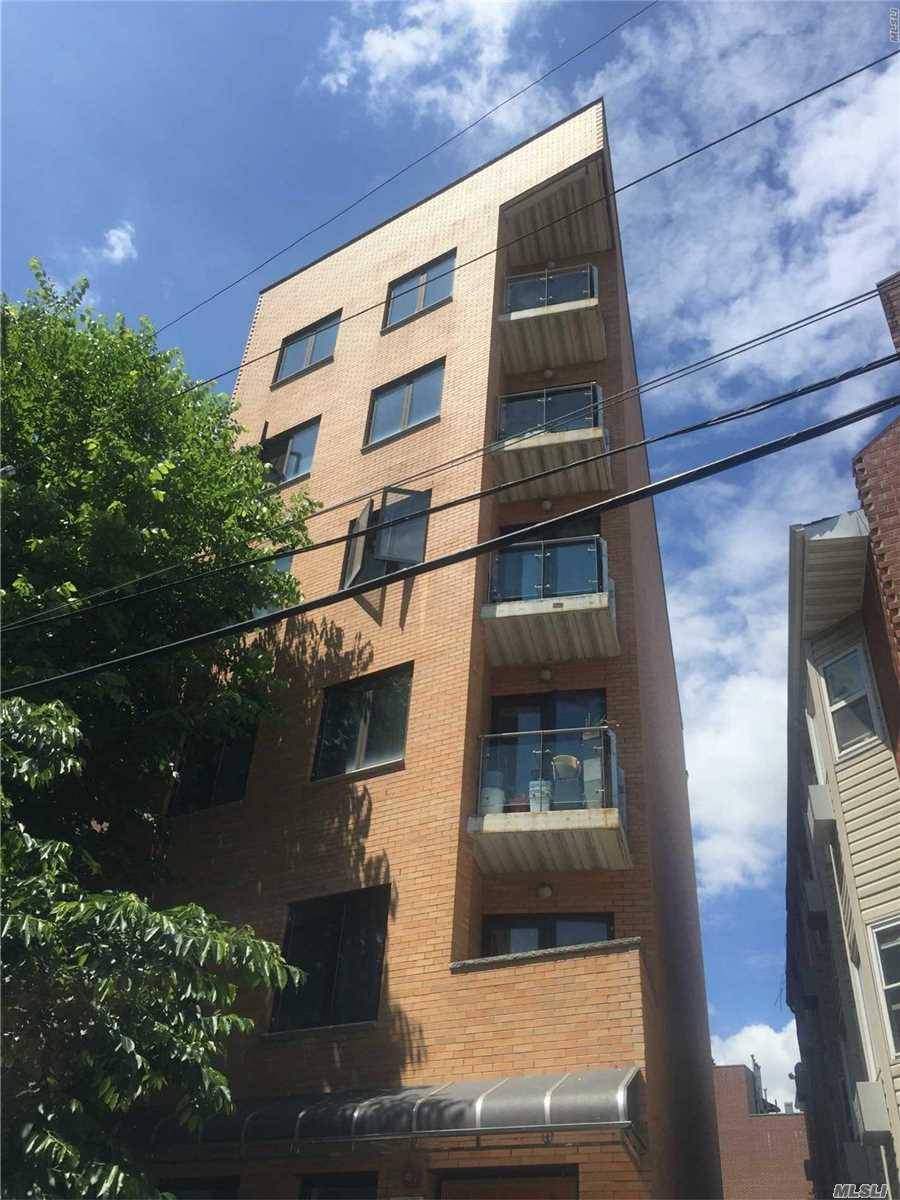 Union 1 BR House Flushing LIC / Queens
