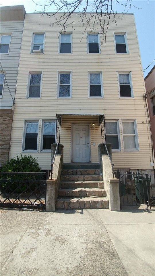 VERY AFFORDABLE and MODERN - 3 BR New Jersey
