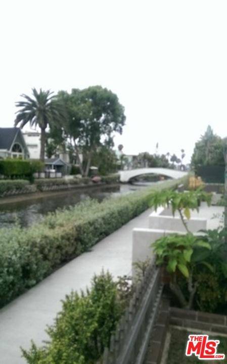 Beautiful Venice Bungalow on the Venice Canals - 2 BR Single Family Marina Del Rey Los Angeles