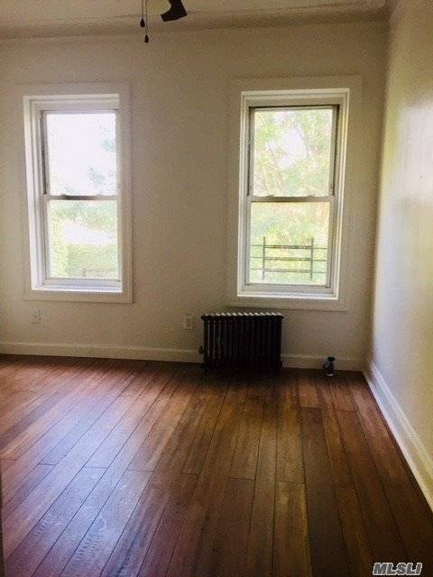 Newly Renovated, Spacious 2 Bedroom, 1 Bath, Dr, Lr, Kitchen.