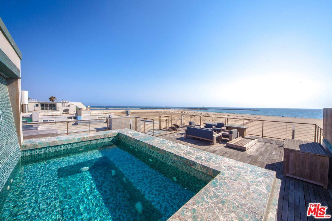 Truly rare soft modern beach home located on the picturesque and exclusive beach of Marina del Rey