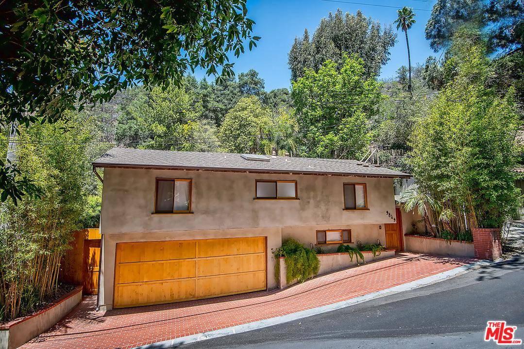 Private - 3 BR Single Family Beverly Hills Post Office | B.H.P.O. Los Angeles