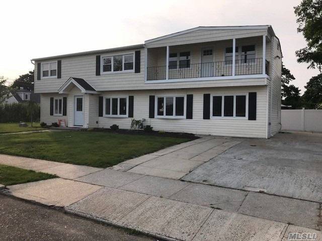 Huge Newly Renovated Colonial W/No Expense Spared In South Wantagh.