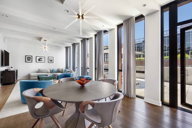 You can have it all with Loft 6B at 205 Water Street, the only upper penthouse level three bedroom apartment with significant contiguous outdoor space in Dumbo or Brooklyn Heights ...