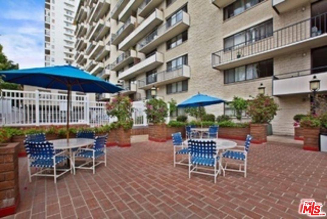 Very bright and spacious unit with large balcony looking over fabulous North view