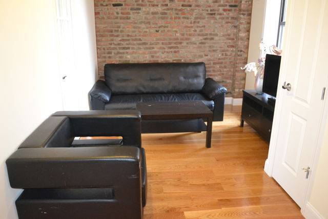 In the heart of Soho ! fully furnished 3 bedroom 2 bathroom in mint condition.