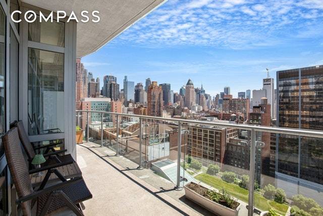Make your home in the clouds with this gorgeous Lincoln Square home the highest floor one bedroom available at the revered, amenity rich Element condominium.