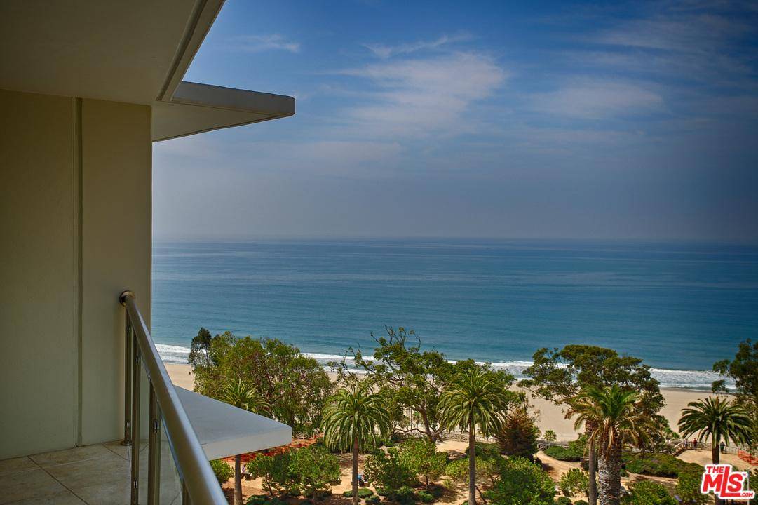 Top Luxury Living at Prime Ocean Towers Location - 3 BR Condo Santa Monica Los Angeles