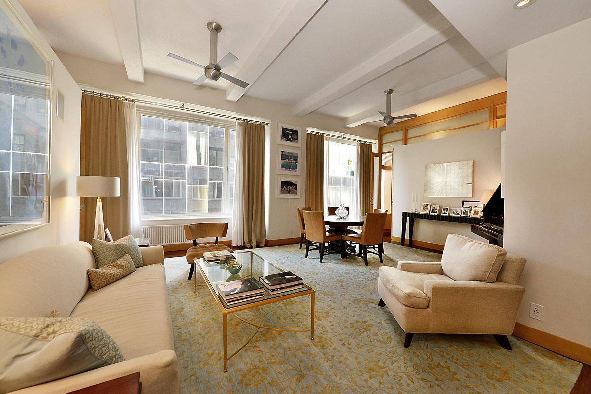 Tastefully renovated three bedroom, two bath loft in the heart of the Flatiron.