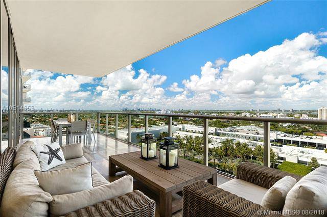 Beautiful high floor two bedroom residence in the St