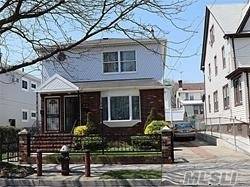 109th 3 BR House Jamaica LIC / Queens