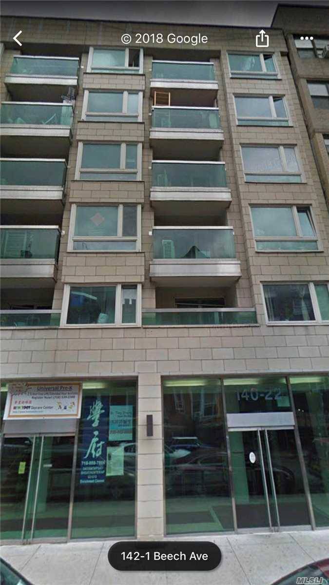 Excellent 2 Bedroom 2 Full Bath Condo Located At The Heart Of Flushing, Walking Distance To Supermarket, Coffee Shops Walgreens, Etc.