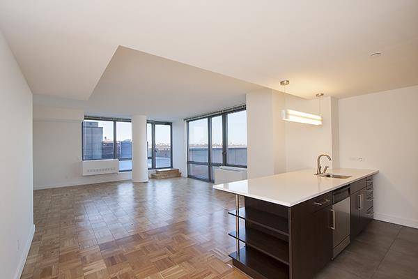 360 Degree Manhattan Views On The Highest Floor Inside This Luxury 3 Bedroom Midtown West Apartment!