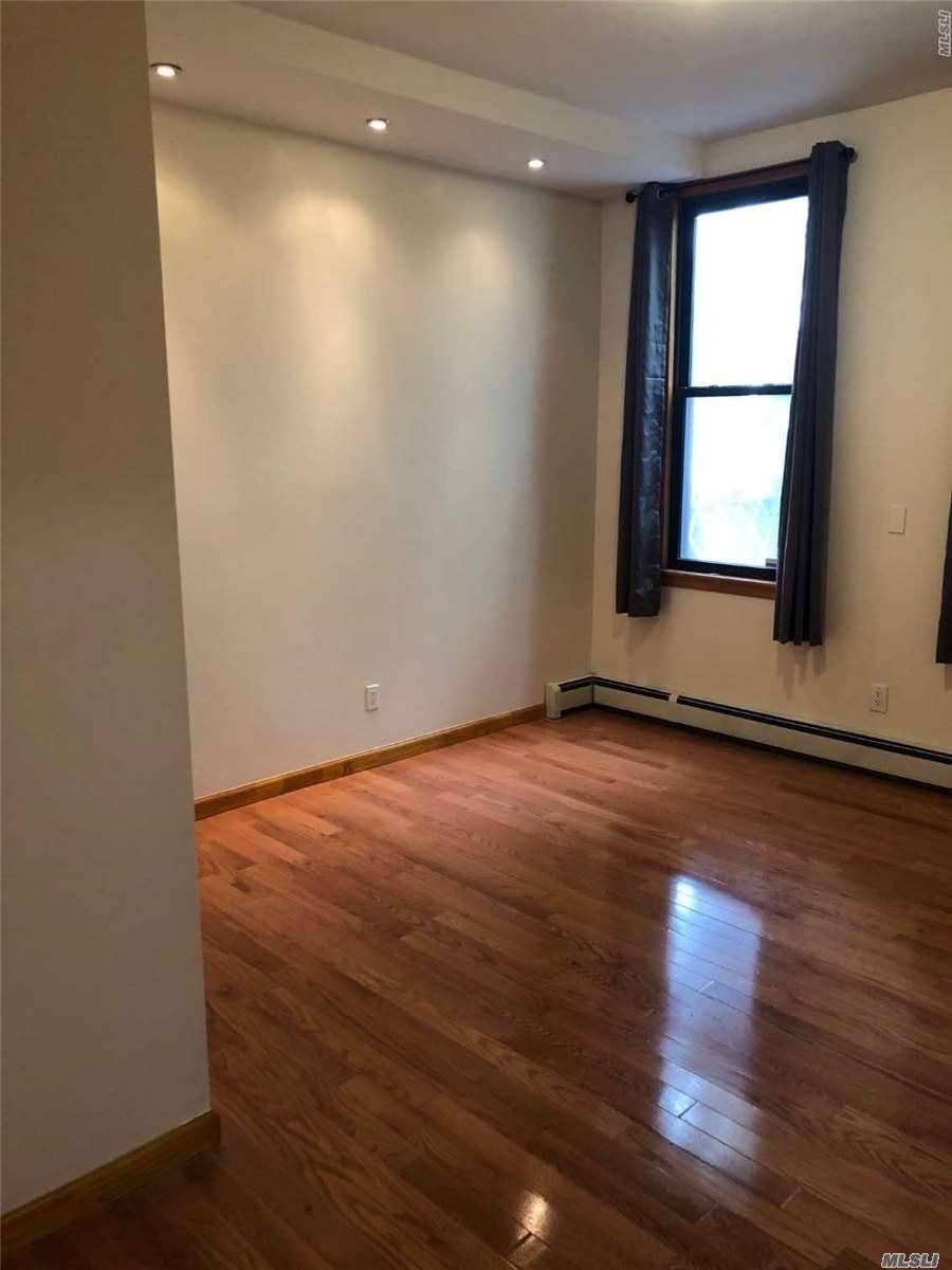 Massive 3 Bed 2 Bath Off Broadway And 38th Street.