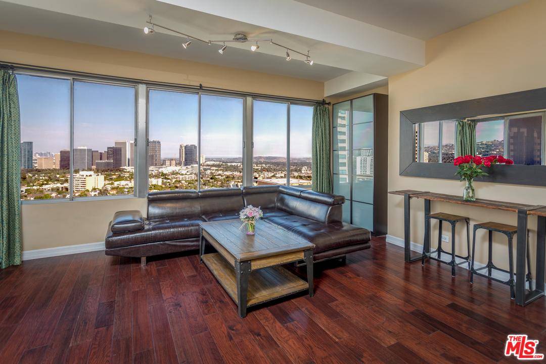 Furnished One Bedroom Suite perched on the 22nd Floor with expansive views encompassing Downtown L
