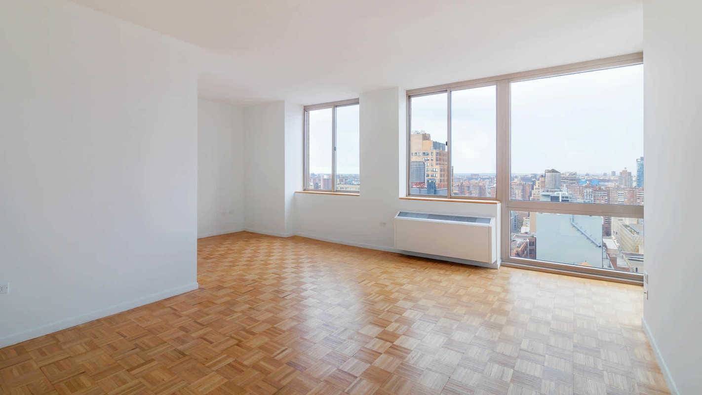 Gorgeous Views One Bedroom Rental On 6th Avenue In Chelsea Close To All Major Transportation