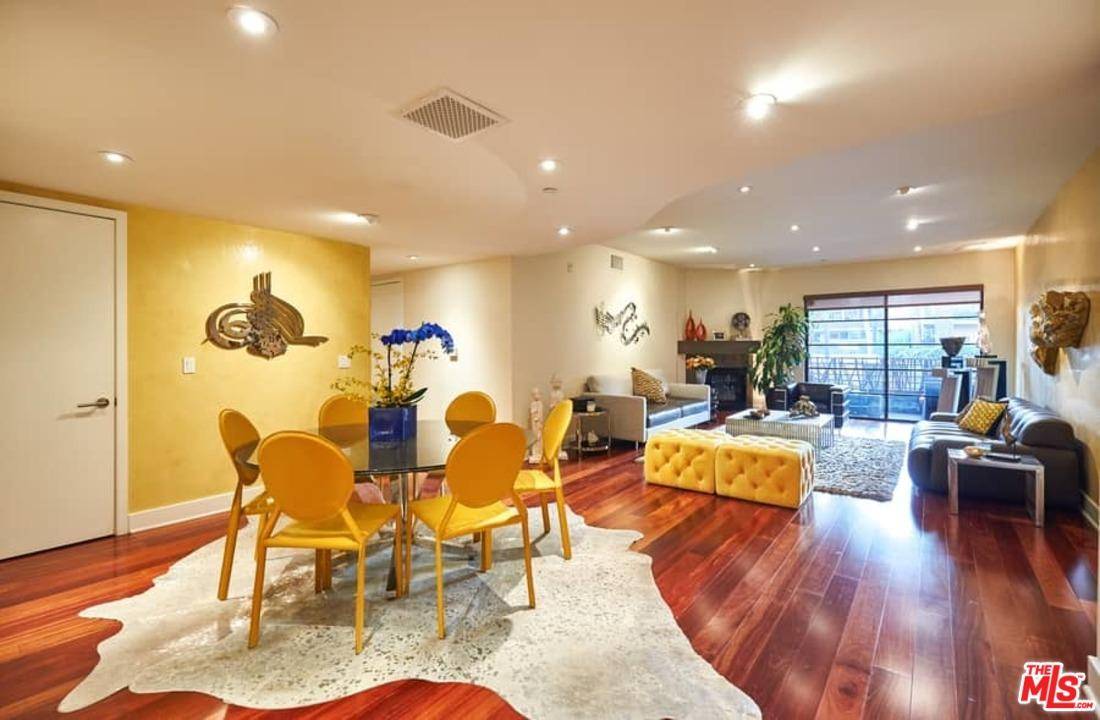 Uber-luxurious & sophisticated HOUSE-LIKE 2BD/2 - 2 BR Condo Sunset Strip Los Angeles